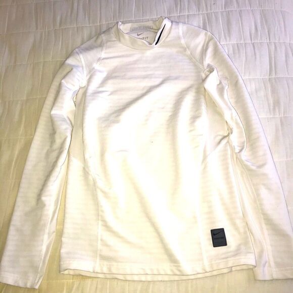 Nike pro dri-fit long sleeve turtleneck - Picture 1 of 3